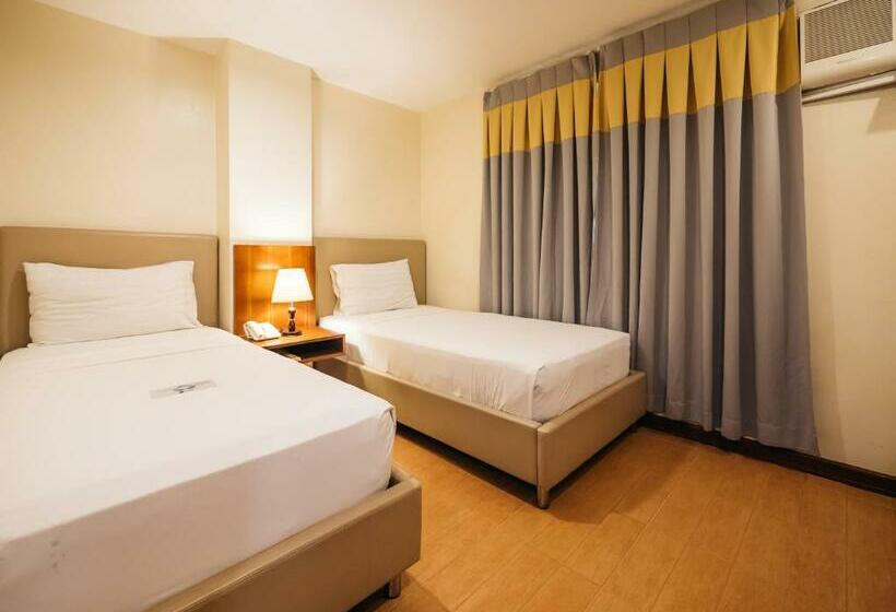 Номер Superior, The Well