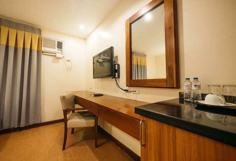 Номер Superior, The Well