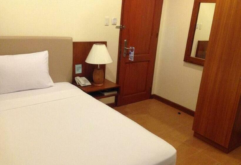 Номер Стандарт Индивидуальный, The Well