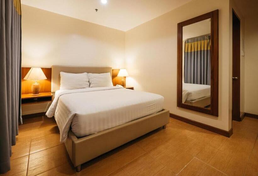 Номер Superior, The Well