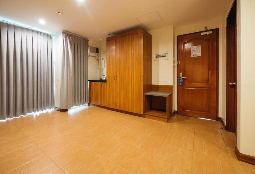 Семейный Номер, The Well