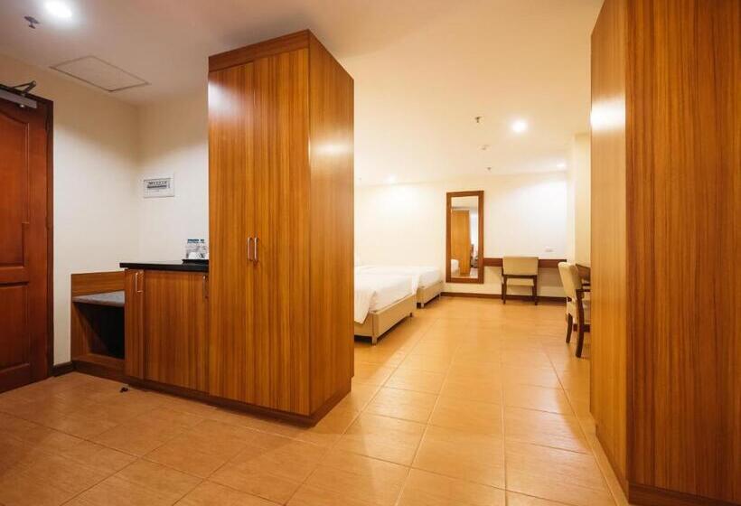 Номер Стандарт, The Well