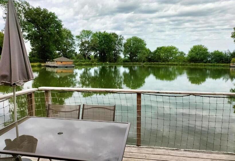 Хижина, La Libaudiere