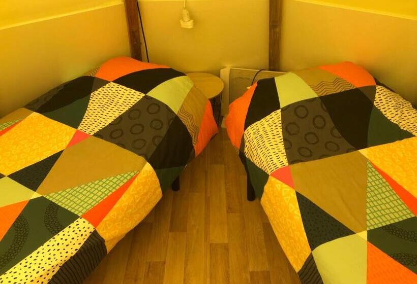 Standard Tent, La Libaudiere