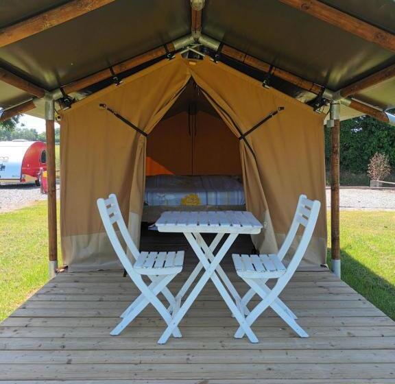 Standard Tent, La Libaudiere