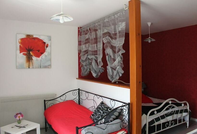 Номер Стандарт, La Libaudiere