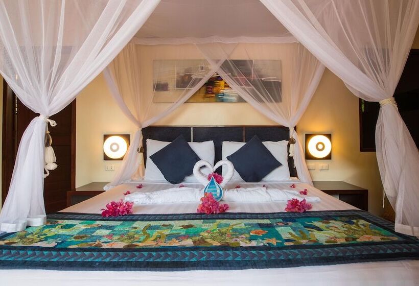 سوییت, Last Frontier Beach Resort Adults Only