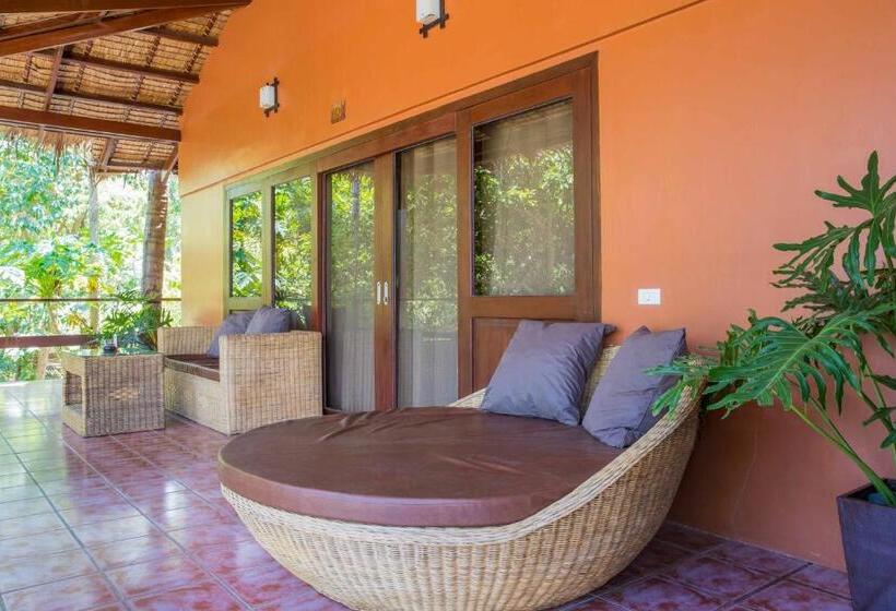 سوییت, Last Frontier Beach Resort Adults Only