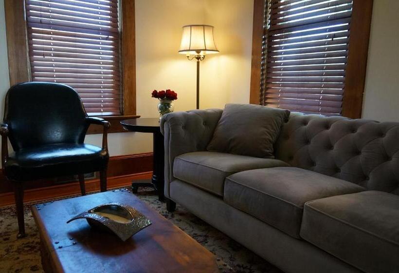 4间卧室的房子, R&r Guesthouse