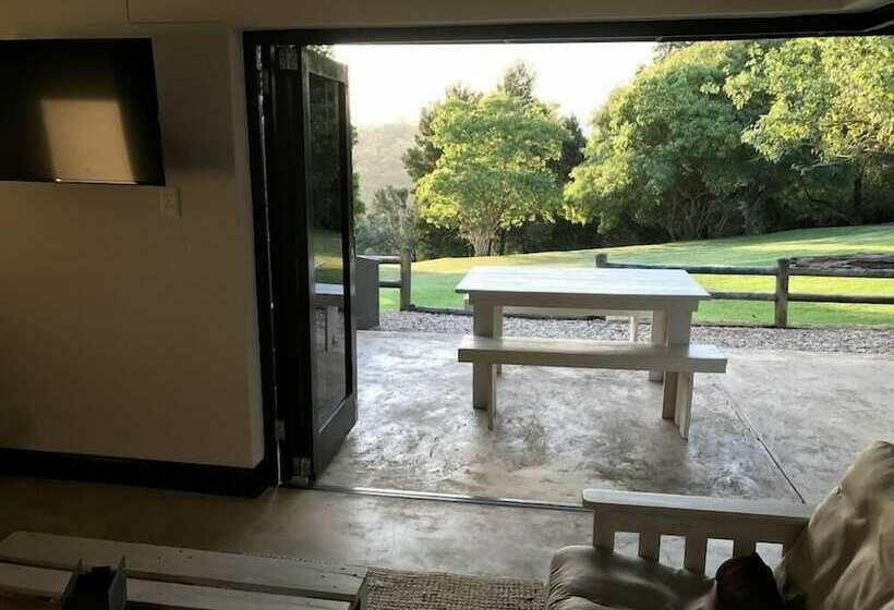 کلبه ییلاقی, Clairewood