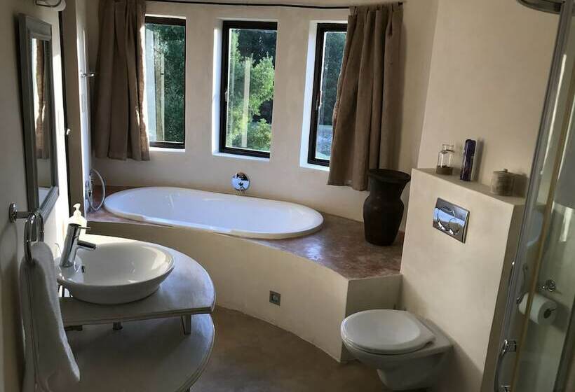 کلبه ییلاقی, Clairewood