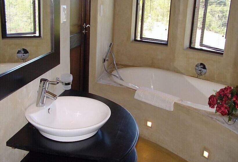 کلبه ییلاقی, Clairewood