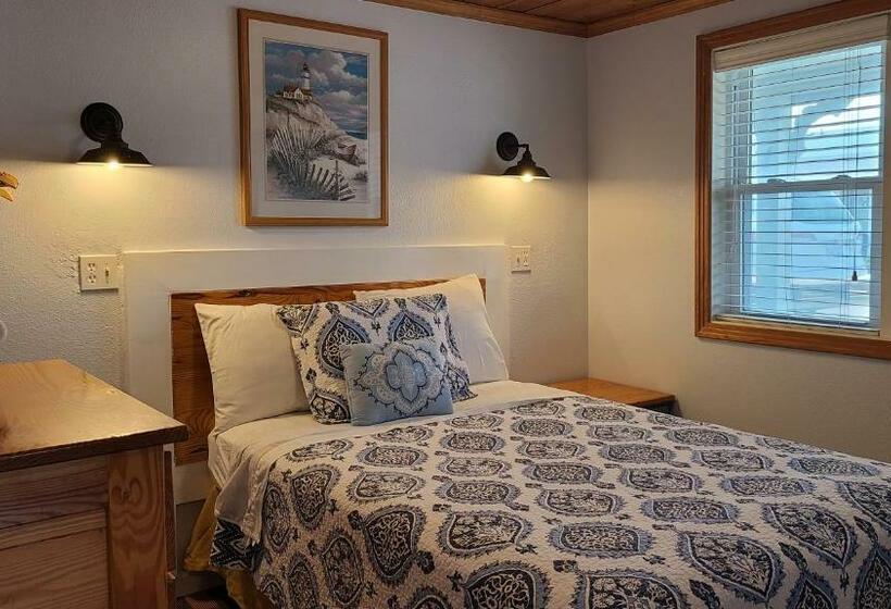 带2个卧室的公寓, Driftin Sands Motel