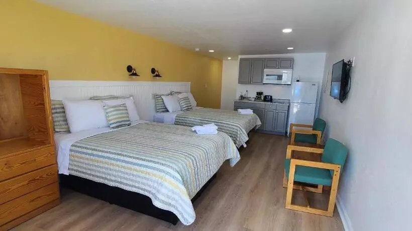 デラックスルーム, Driftin Sands Motel