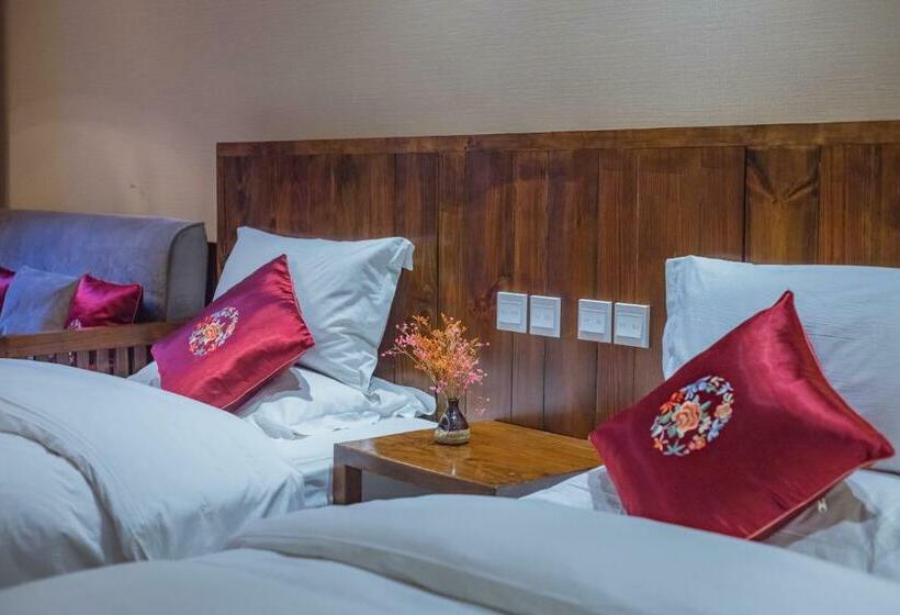 デラックスルーム, Arrokhampa By Zinc Journey Shangrila