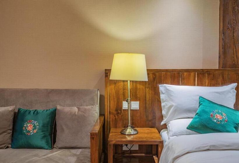 デラックスルーム, Arrokhampa By Zinc Journey Shangrila