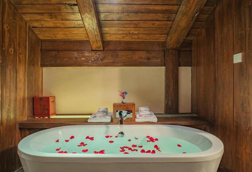 デラックススイート, Arrokhampa By Zinc Journey Shangrila