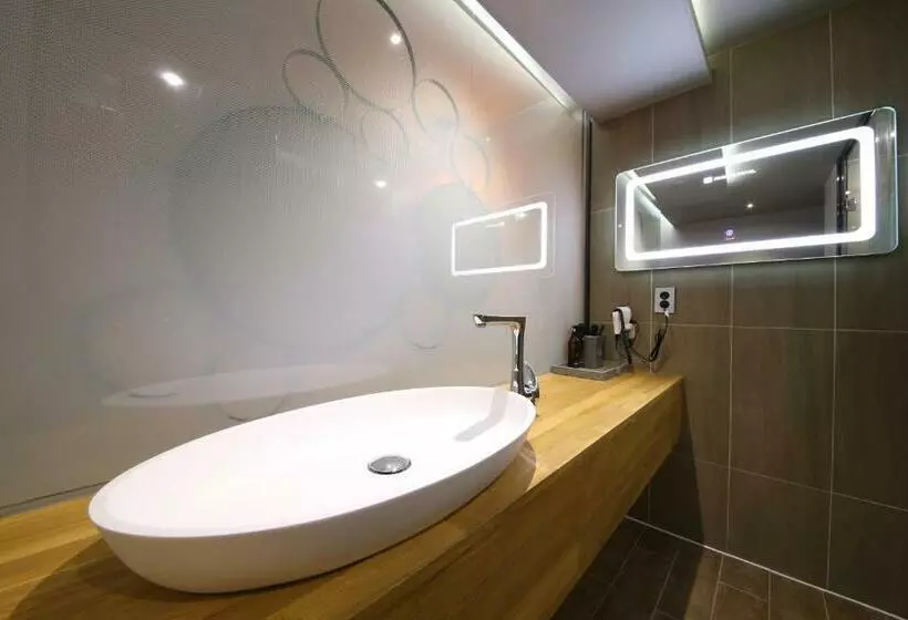 Deluxe-huone, Avenue