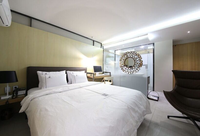 Habitació Deluxe, Avenue