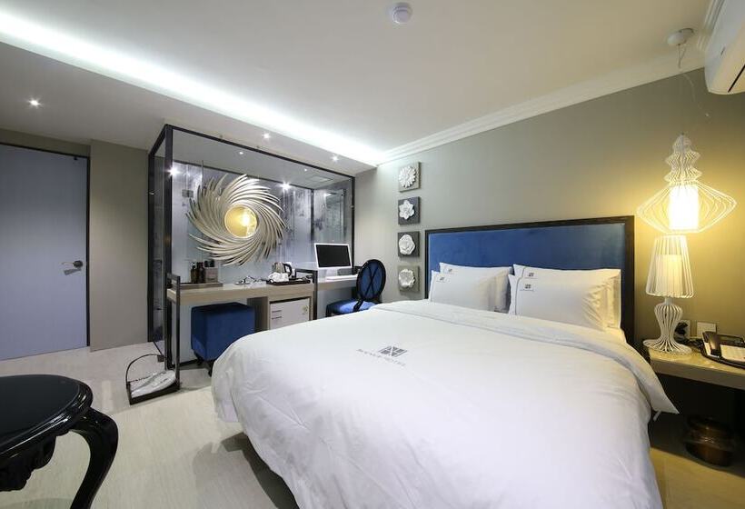 Habitació Deluxe, Avenue