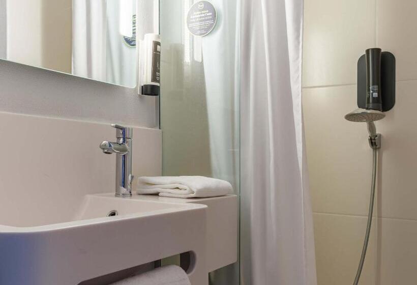 4인용 스탠다드 룸, B&b Hotel Belfort