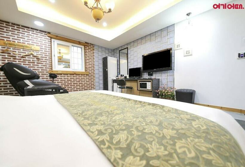 スイート, Business