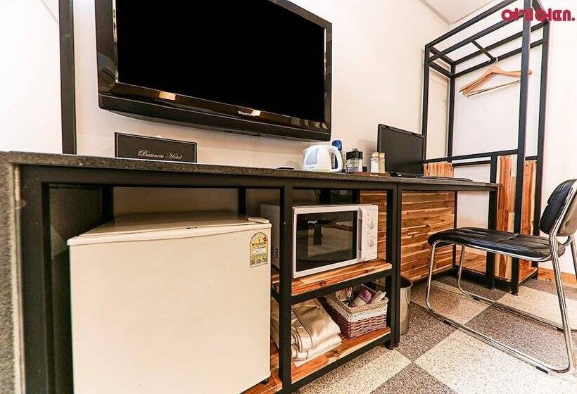 スタンダードシングルルーム, Business