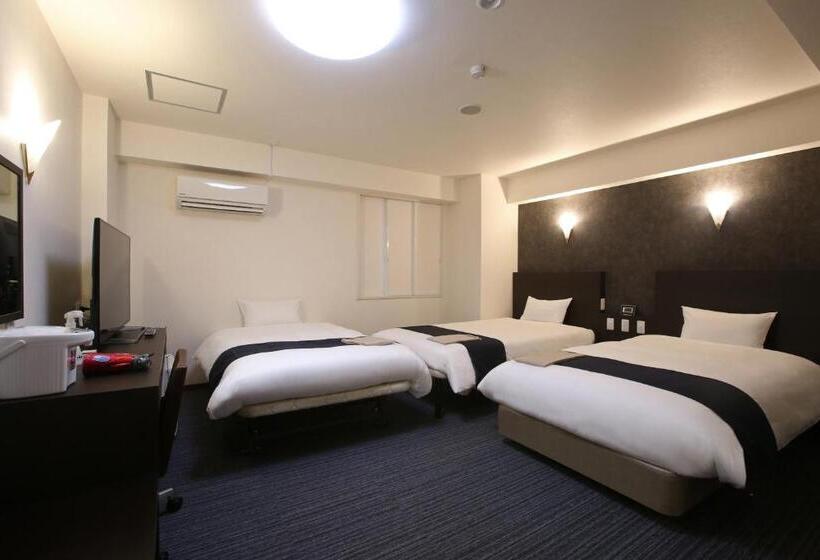 غرفة عائلية, Country Hotel Takayama