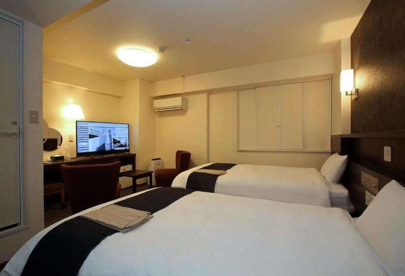 غرفة عائلية, Country Hotel Takayama