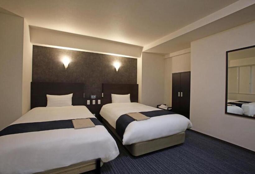 غرفة عائلية, Country Hotel Takayama