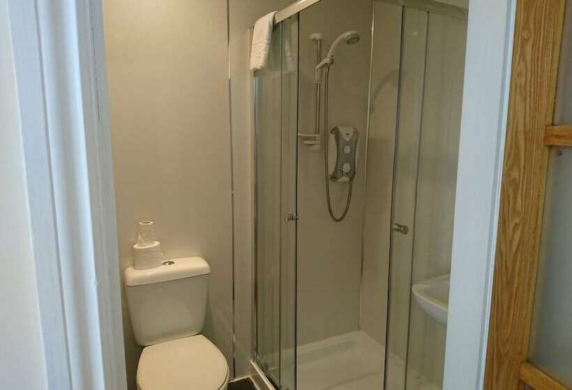 غرفة قياسية فردية, Dee