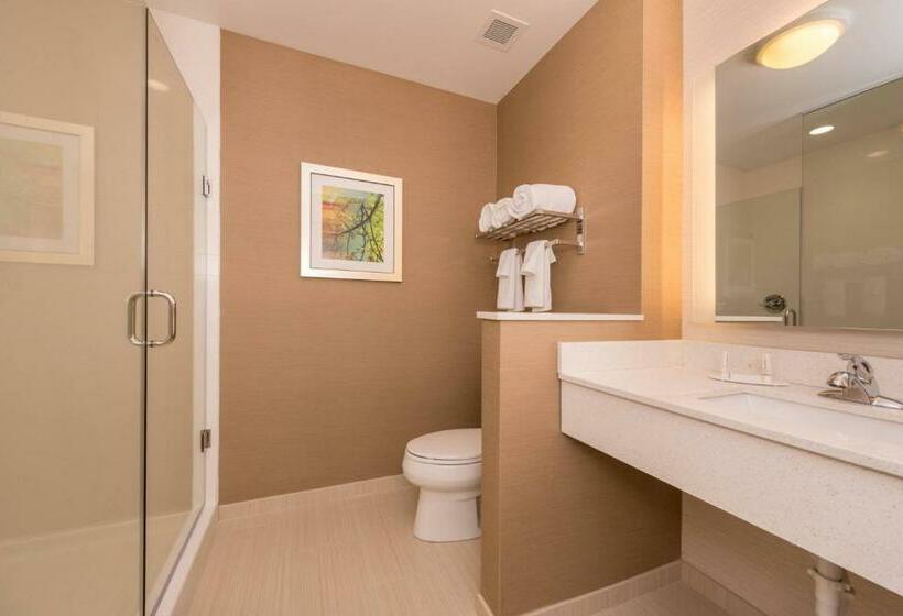 스탠다드 룸 킹사이즈 침대, Fairfield Inn & Suites By Marriott Huntington