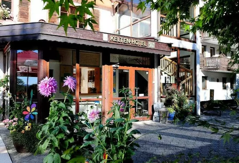 スタンダードルーム, Kelten