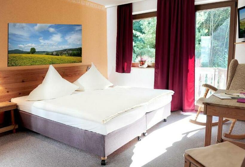 Номер Стандарт с Балконом, Kelten