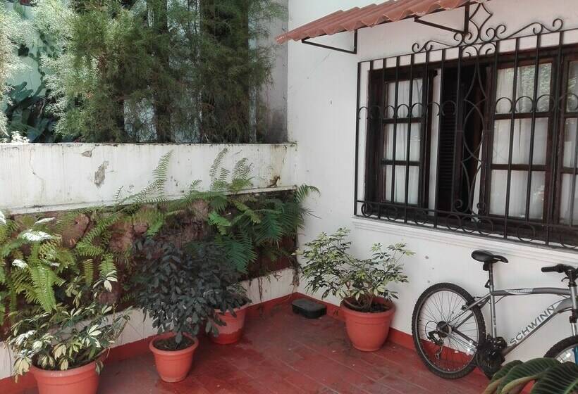 اتاق کلاس بیزنس, President House Hotel Hostel