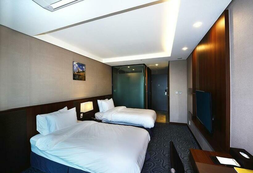 Номер Deluxe, Ramada By Wyndham Gangwon Sokcho