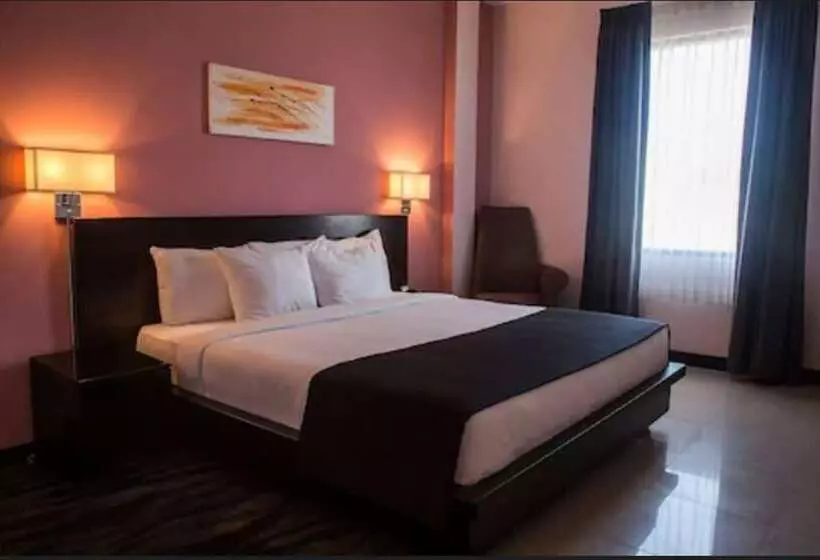 اتاق لوکس, Regent Star