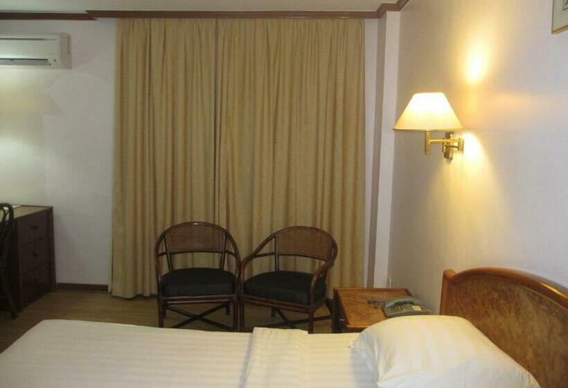 غرفة ديلوكس, Sanbay