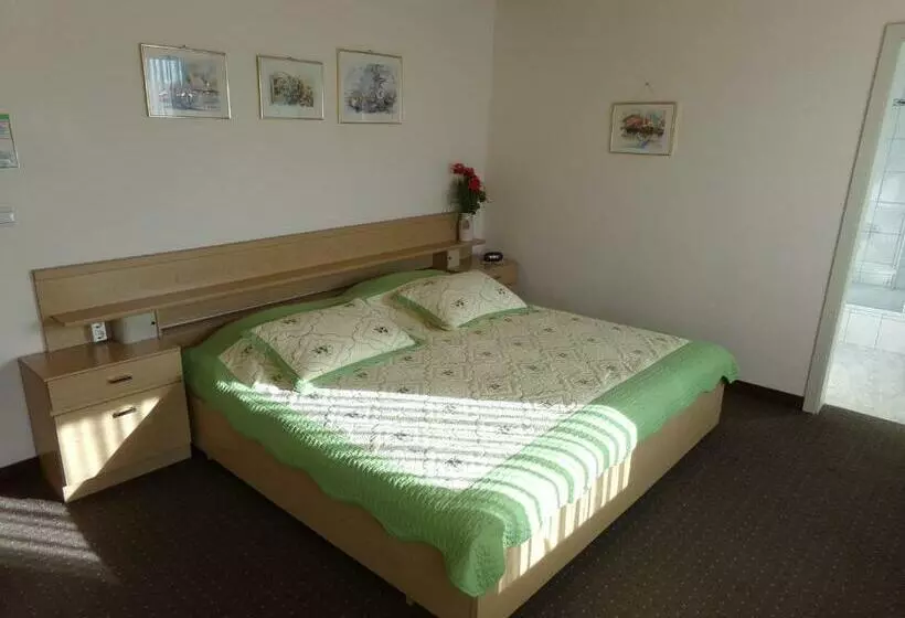 Deluxe-huone, Sauerland