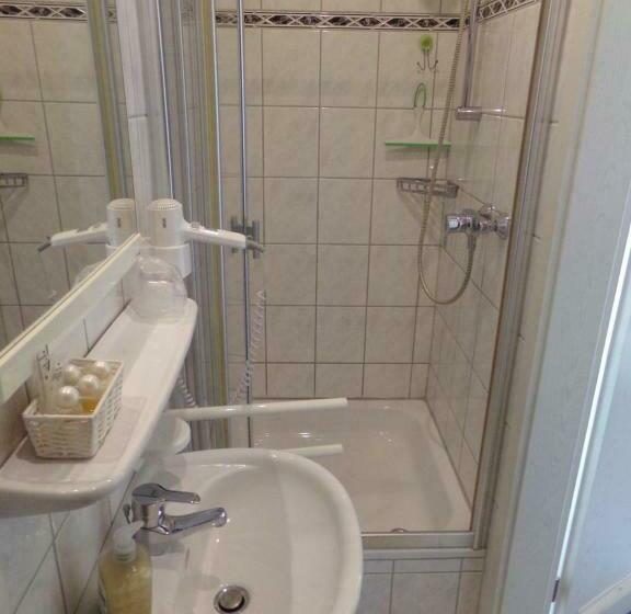 标准单人间, Sauerland