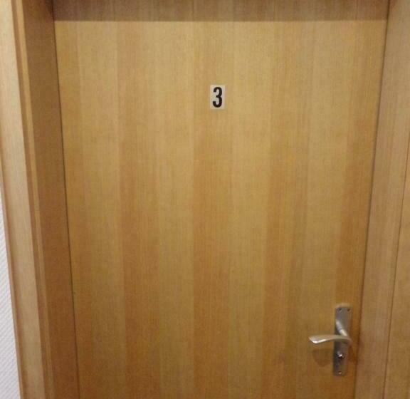 标准单人间, Sauerland