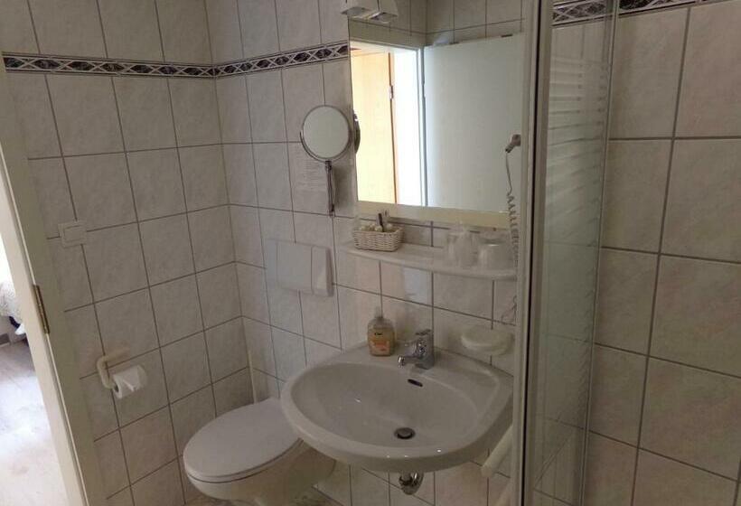 标准间, Sauerland