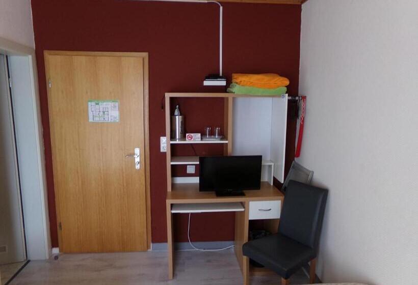 标准间, Sauerland