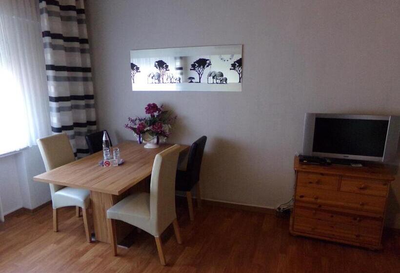 家庭间, Sauerland