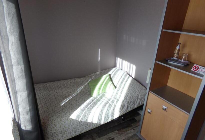 单人基本间, Sauerland