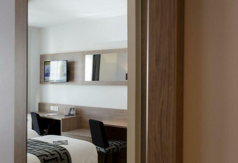 Студия Стандарт, Tulip Inn Massy Palaiseau  Residence