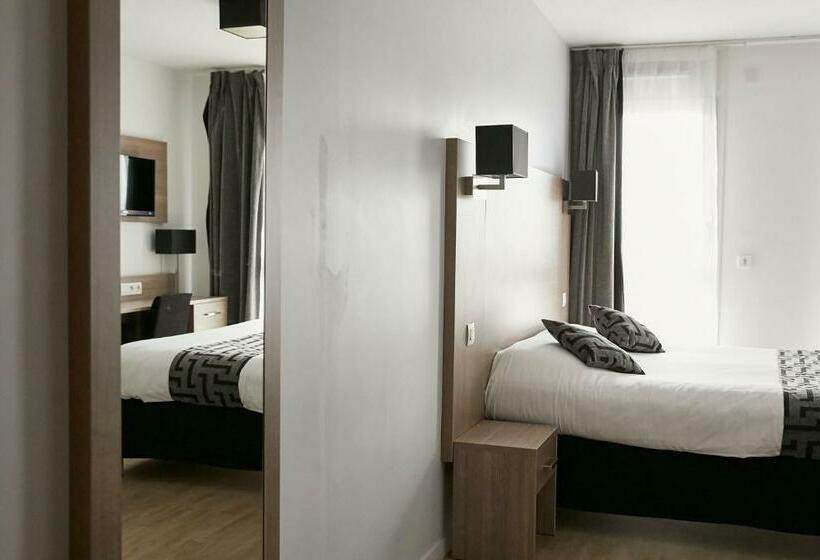 Студия Стандарт, Tulip Inn Massy Palaiseau  Residence