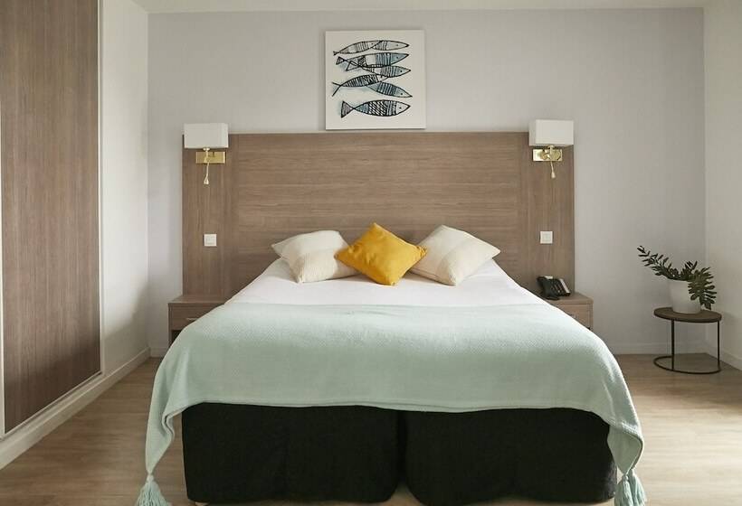 סטודיו אקזקיוטיב, Tulip Inn Massy Palaiseau Residence