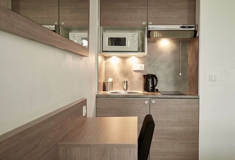 סטודיו אקזקיוטיב, Tulip Inn Massy Palaiseau Residence