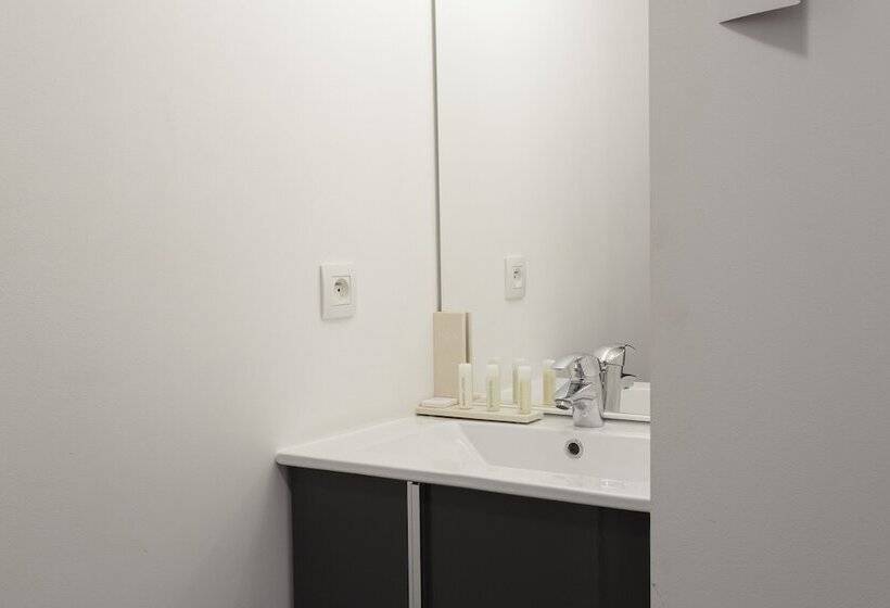 סטודיו אקזקיוטיב, Tulip Inn Massy Palaiseau Residence